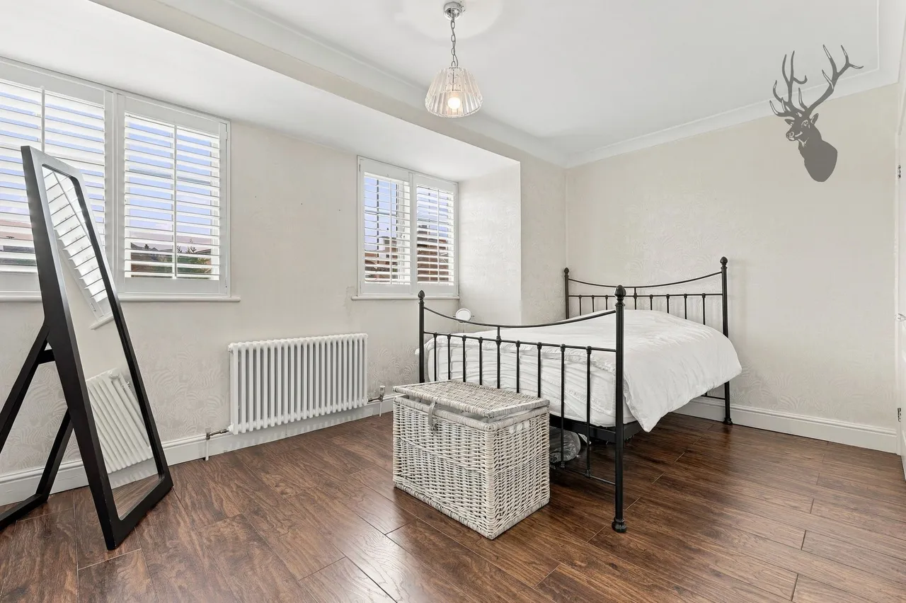 Buckhurst Hill, IG9, photo 20