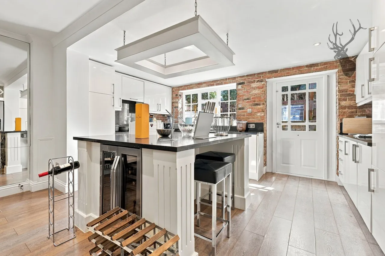 Buckhurst Hill, IG9, photo 6