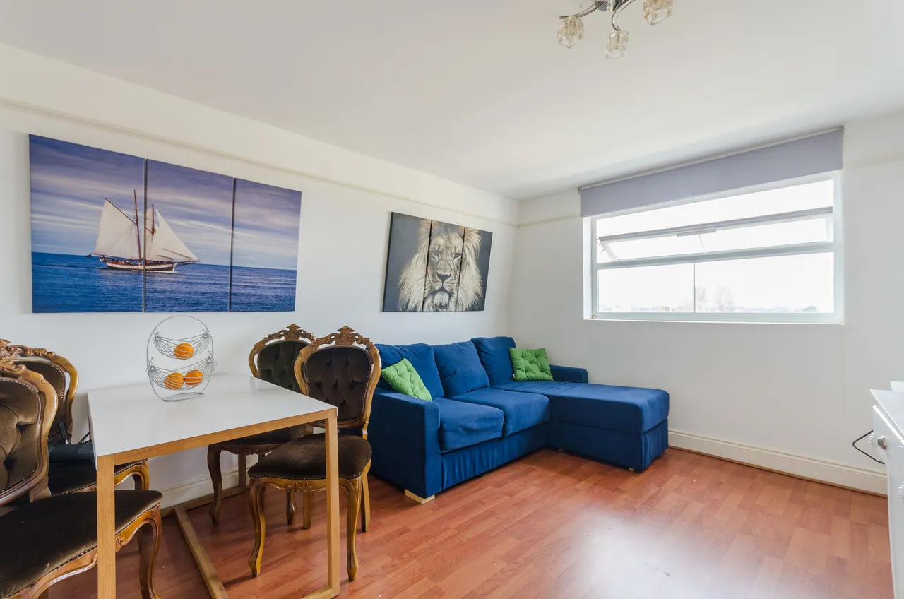Flat 6, 131 Beulah Road, Thornton Heath, photo 2
