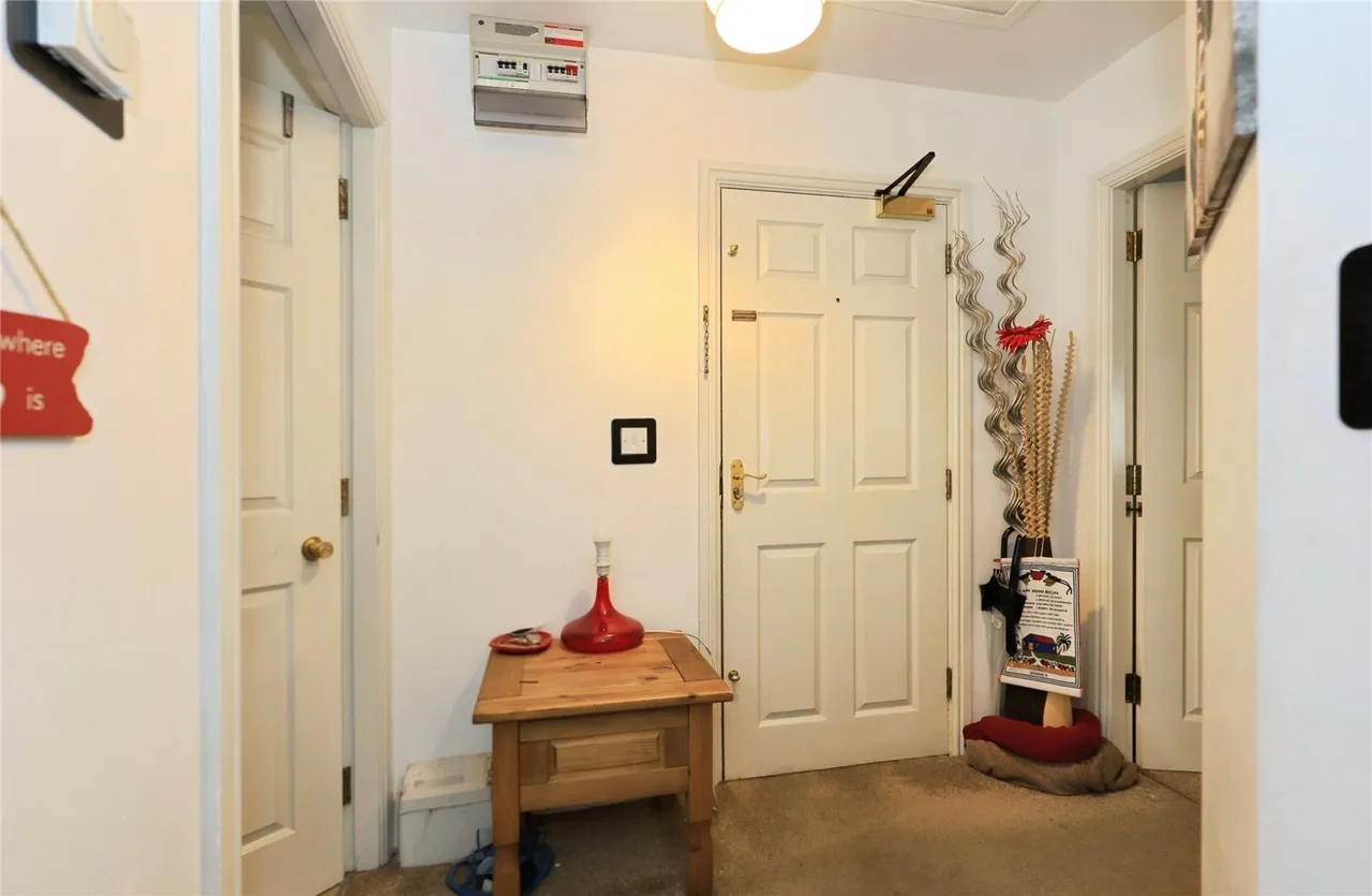 Prestwood Road, Wolverhampton, WV11, photo 6