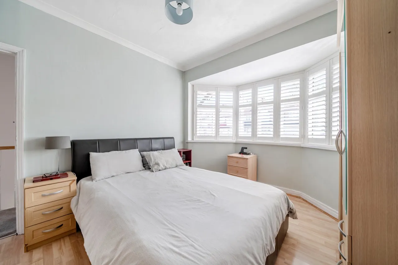 Dunkery Road, SE9, photo 16