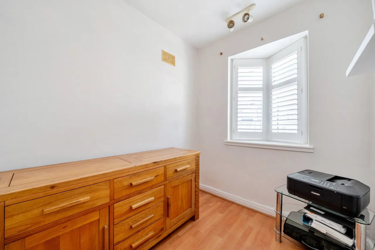 Dunkery Road, SE9, photo 14