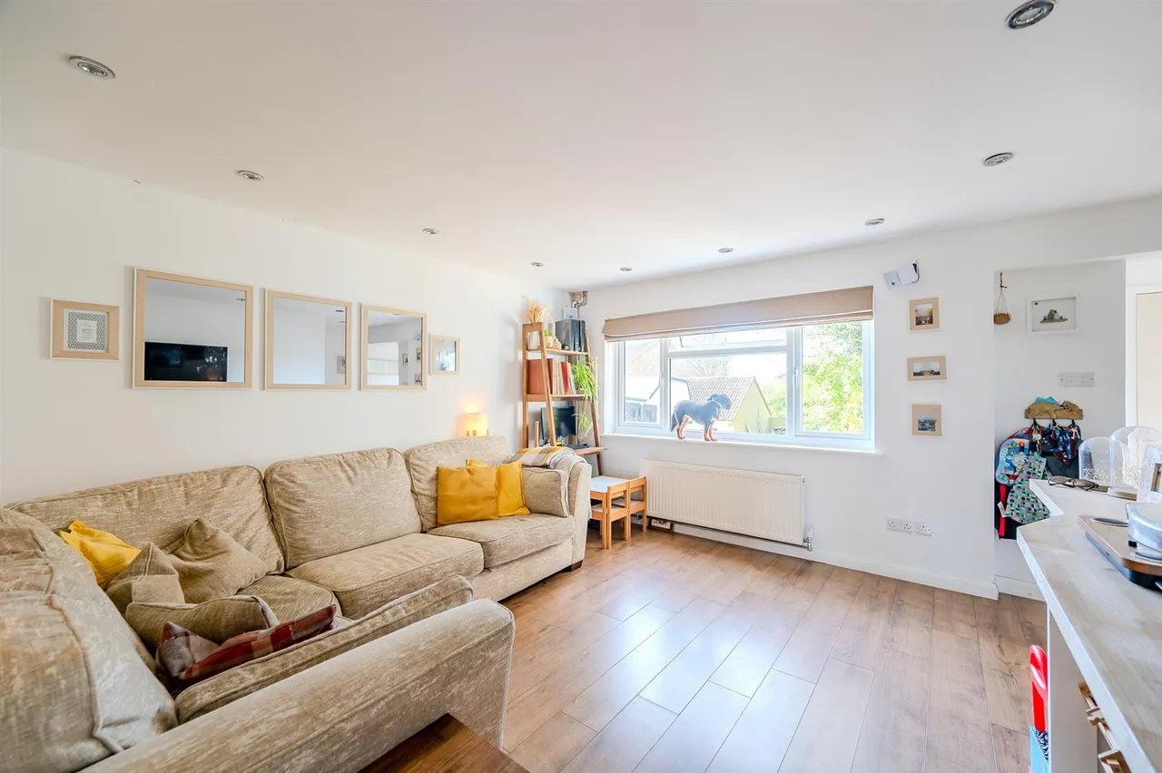 Barn Close, Seaford, photo 11