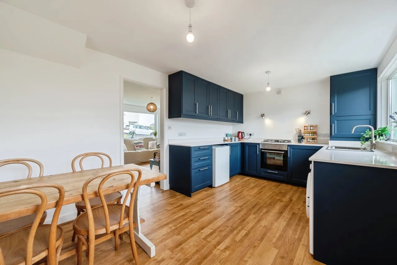 Lodenek Avenue, Padstow, PL28, photo 3