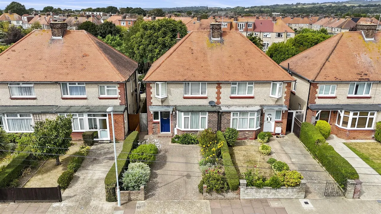3 bed house for sale — Sheridan Road, Broadwater, Worthing