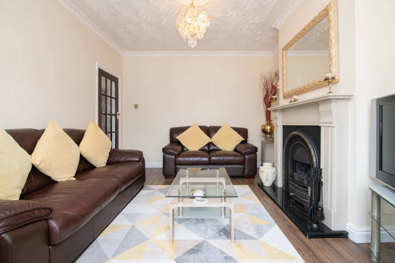 Hawthorn Croft, Oldbury, B68, photo 4