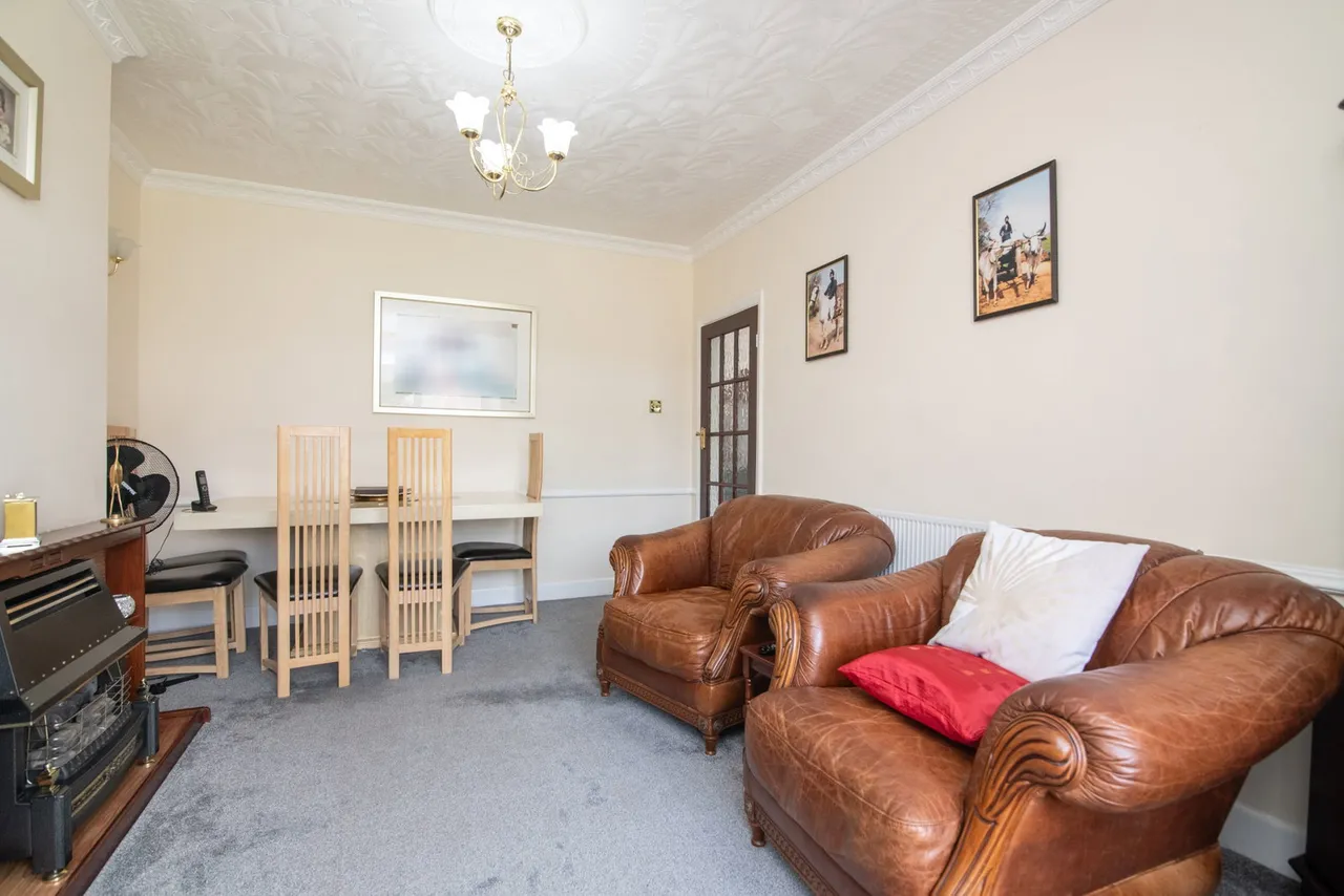 Hawthorn Croft, Oldbury, B68, photo 5