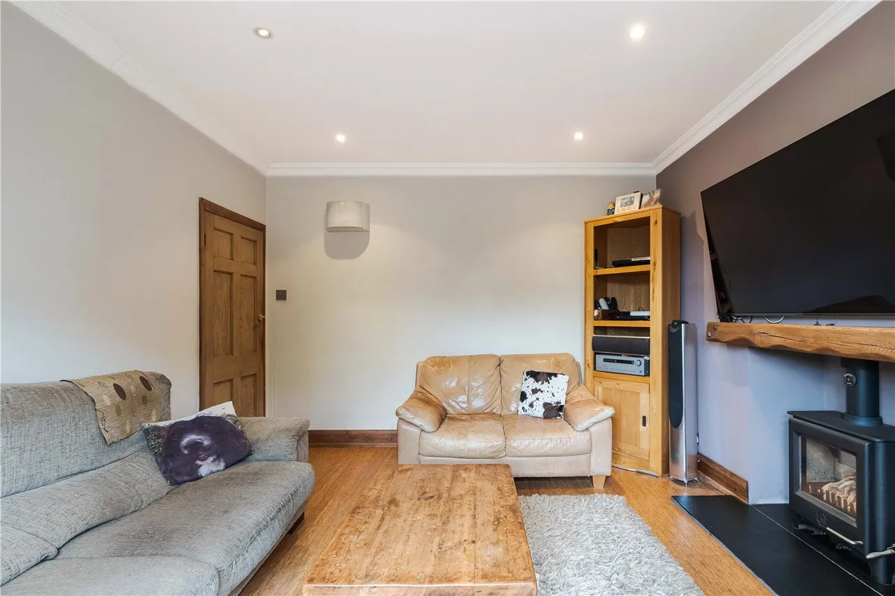 Magna Road, Bearwood, BH11, photo 10