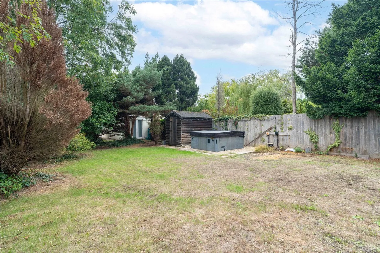 Magna Road, Bearwood, BH11, photo 21