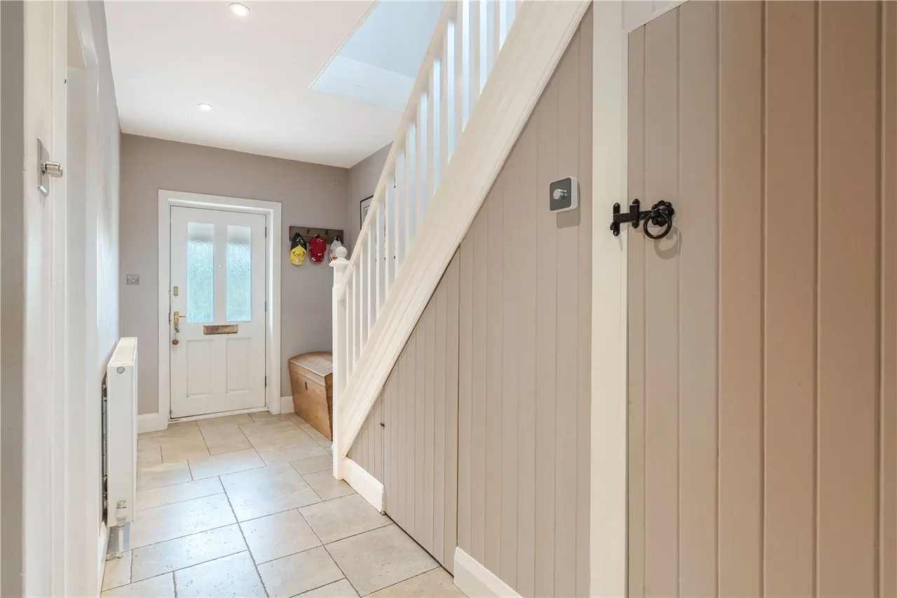 Magna Road, Bearwood, BH11, photo 2