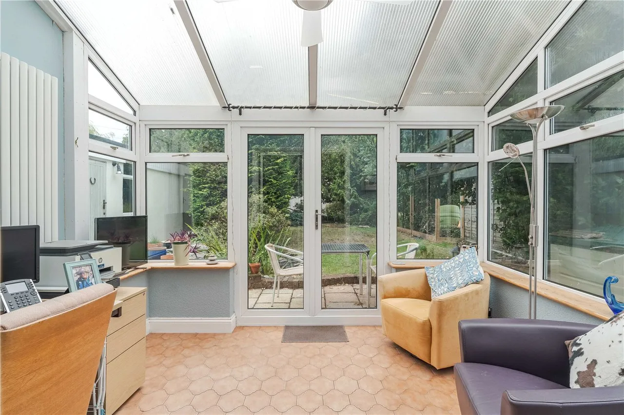 Magna Road, Bearwood, BH11, photo 8