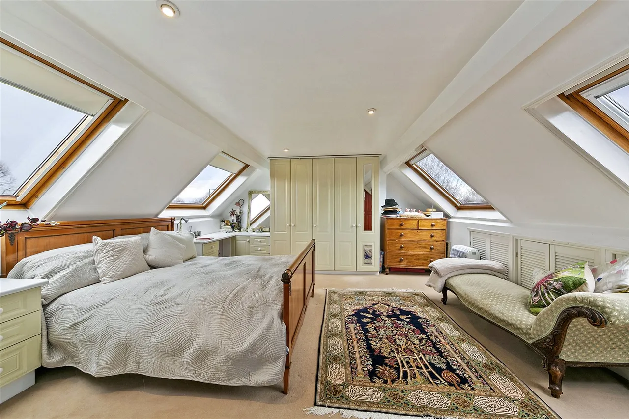 Waldegrave Road, Strawberry hill, TW1, photo 12