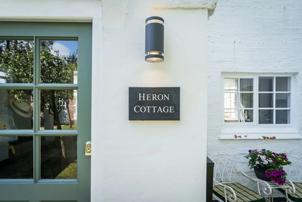 Heron Cottage Hobb Lane, Moore, Warrington, Warrington, WA4 5QS, photo 5