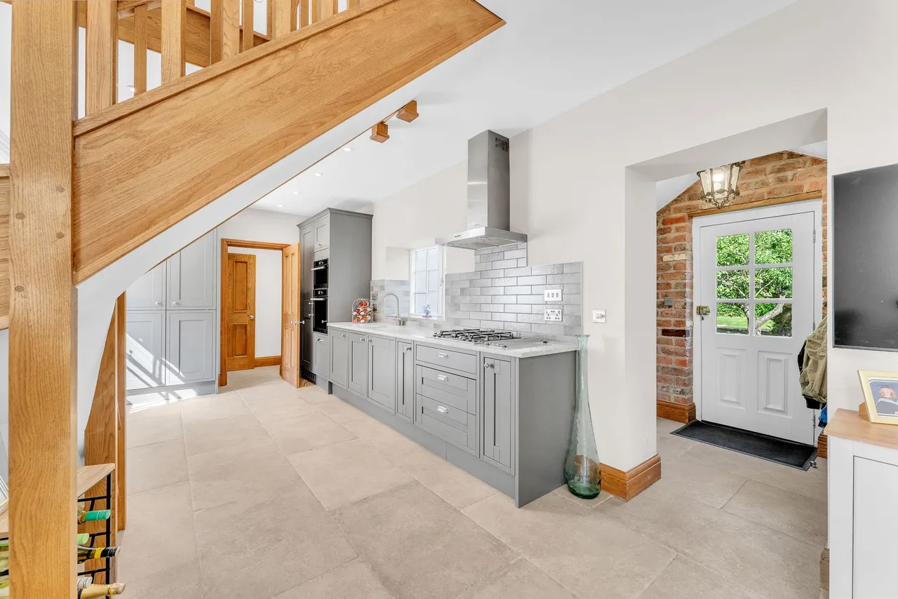 Heron Cottage Hobb Lane, Moore, Warrington, Warrington, WA4 5QS, photo 18