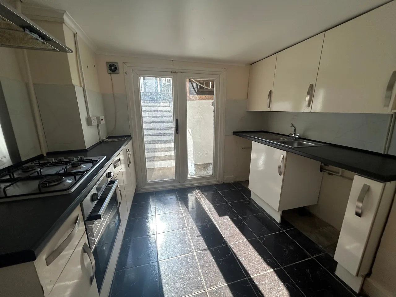 Zion Place, Gravesend, DA12, photo 8