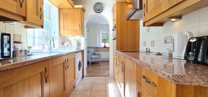 Purleigh Road, Rayleigh, Essex, SS6 9AN, photo 10
