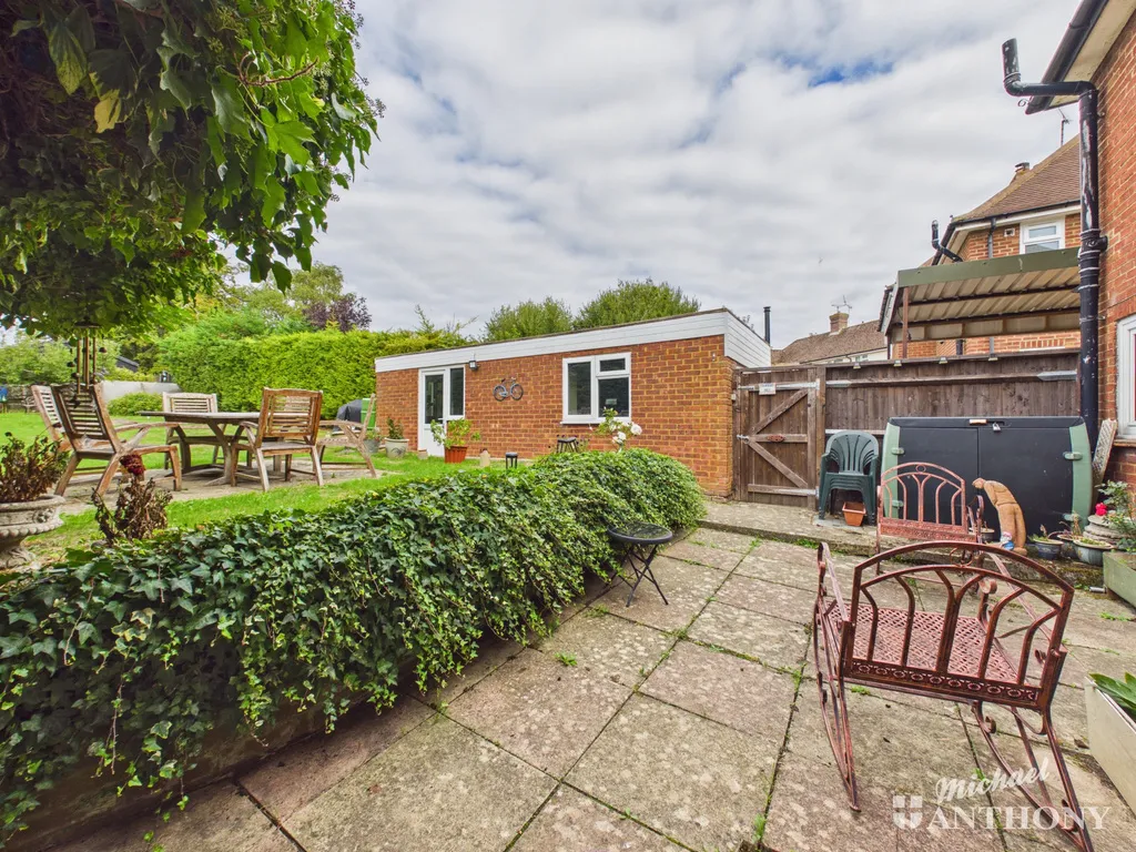 Upton Road, Upton, HP17, photo 13