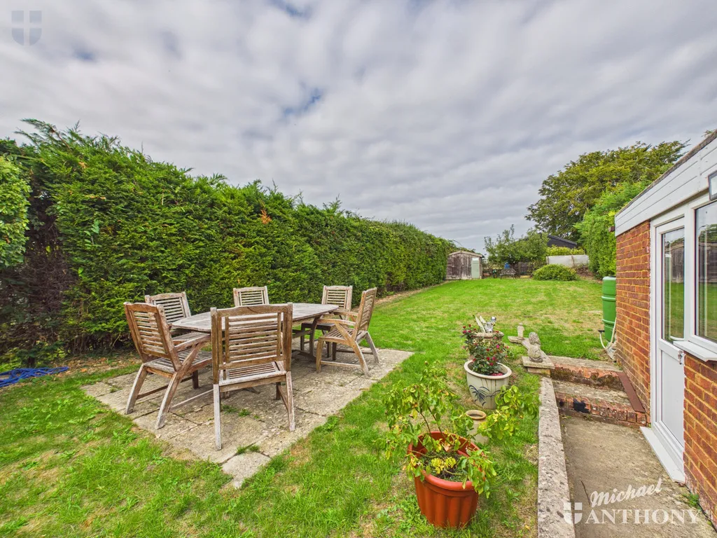 Upton Road, Upton, HP17, photo 3