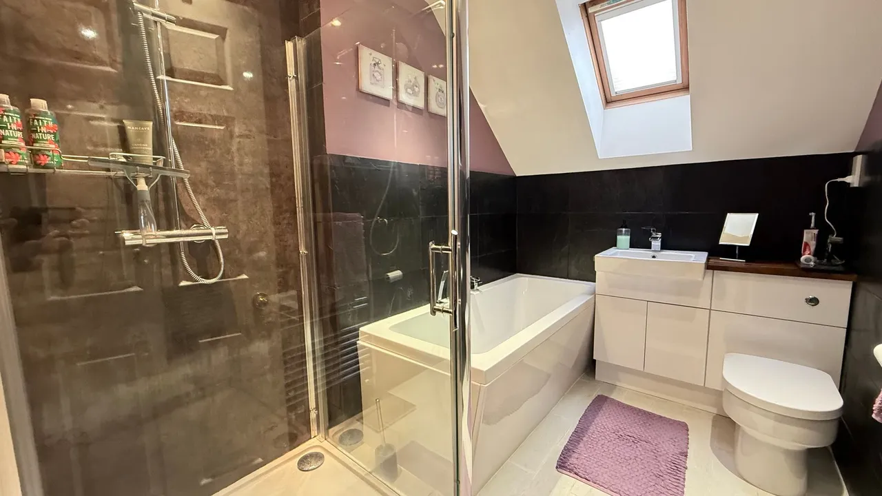 Amberley Slope, Werrington, Peterborough, PE4, photo 13