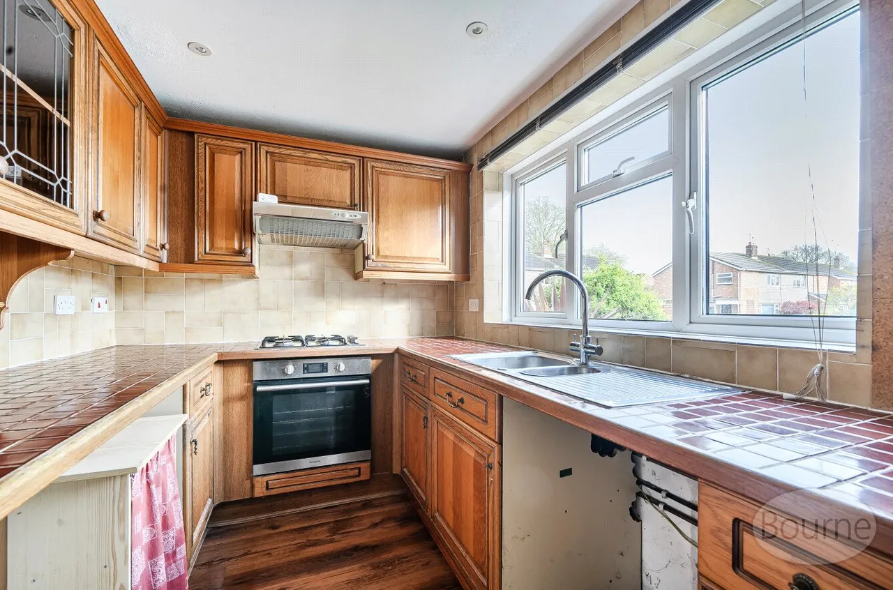 Torberry Drive, Petersfield, GU31, photo 12