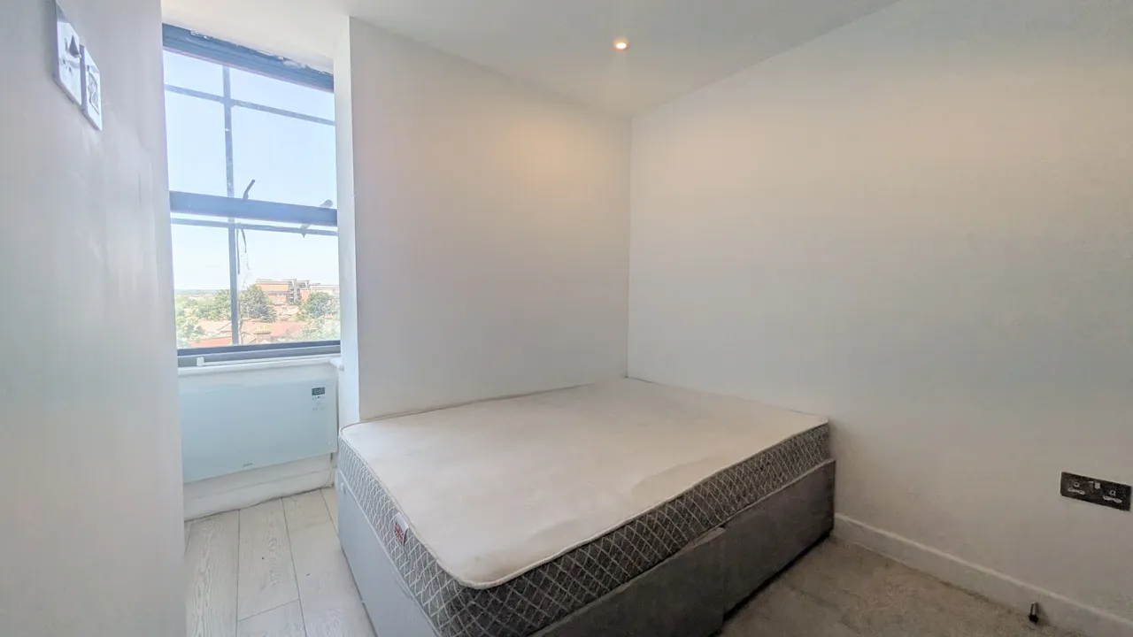 Northolt Road, Harrow, HA2, photo 4