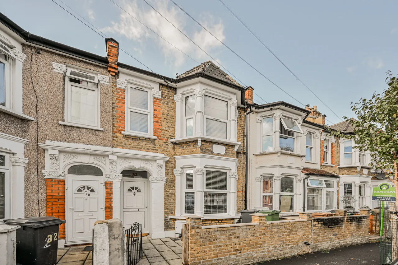3 bed house for sale, London, E17