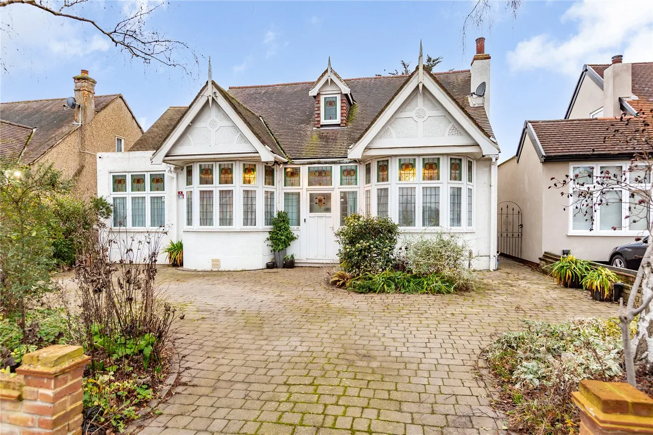 Westrow Gardens, Ilford, IG3, photo 41
