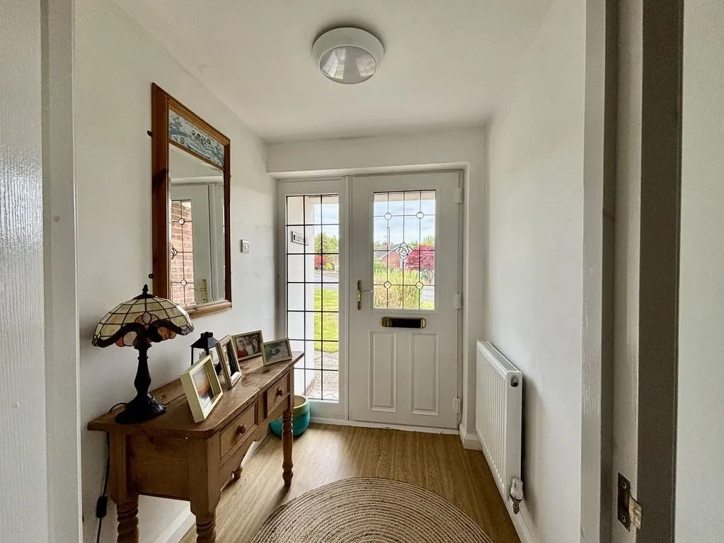 1 Forester Avenue, Much Wenlock, Shropshire TF13 6EU, photo 2