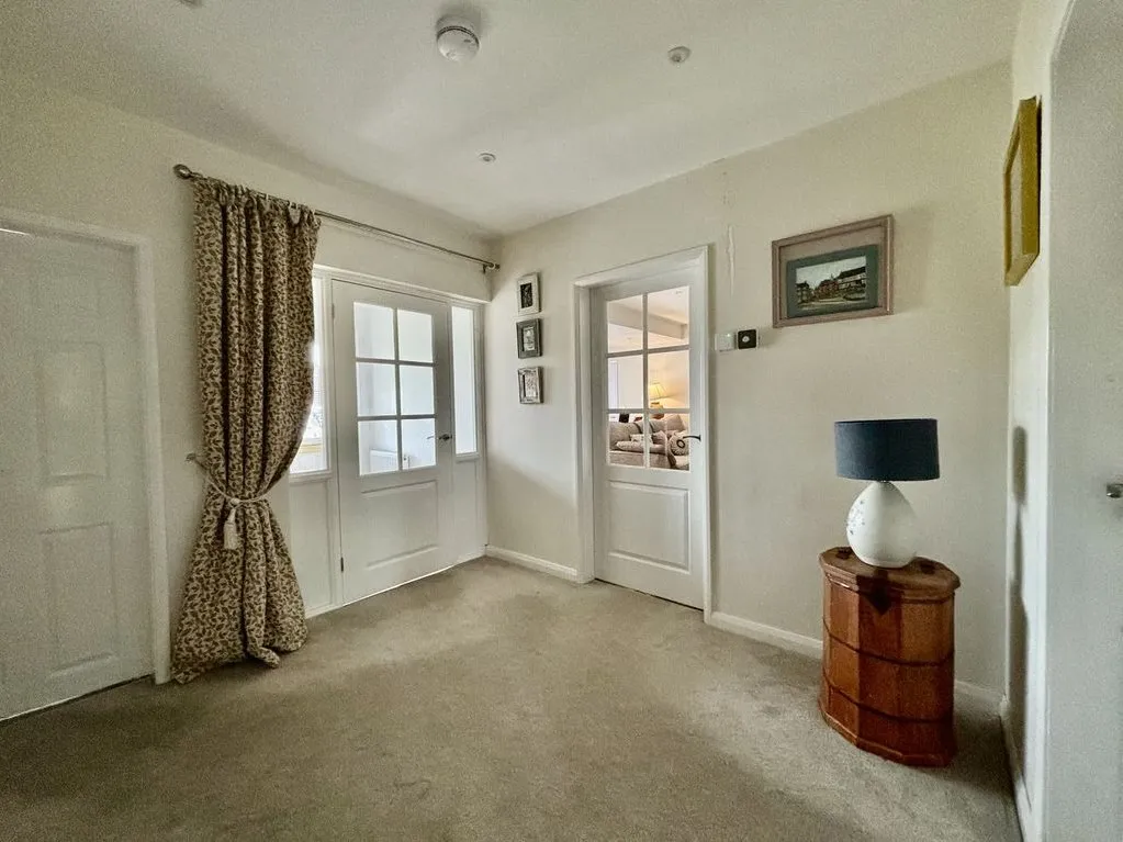 1 Forester Avenue, Much Wenlock, Shropshire TF13 6EU, photo 3