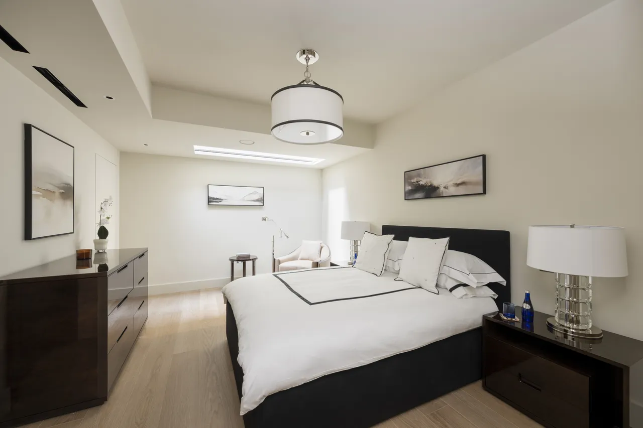 Lancelot Collection, Lancelot Place, ..., photo 11