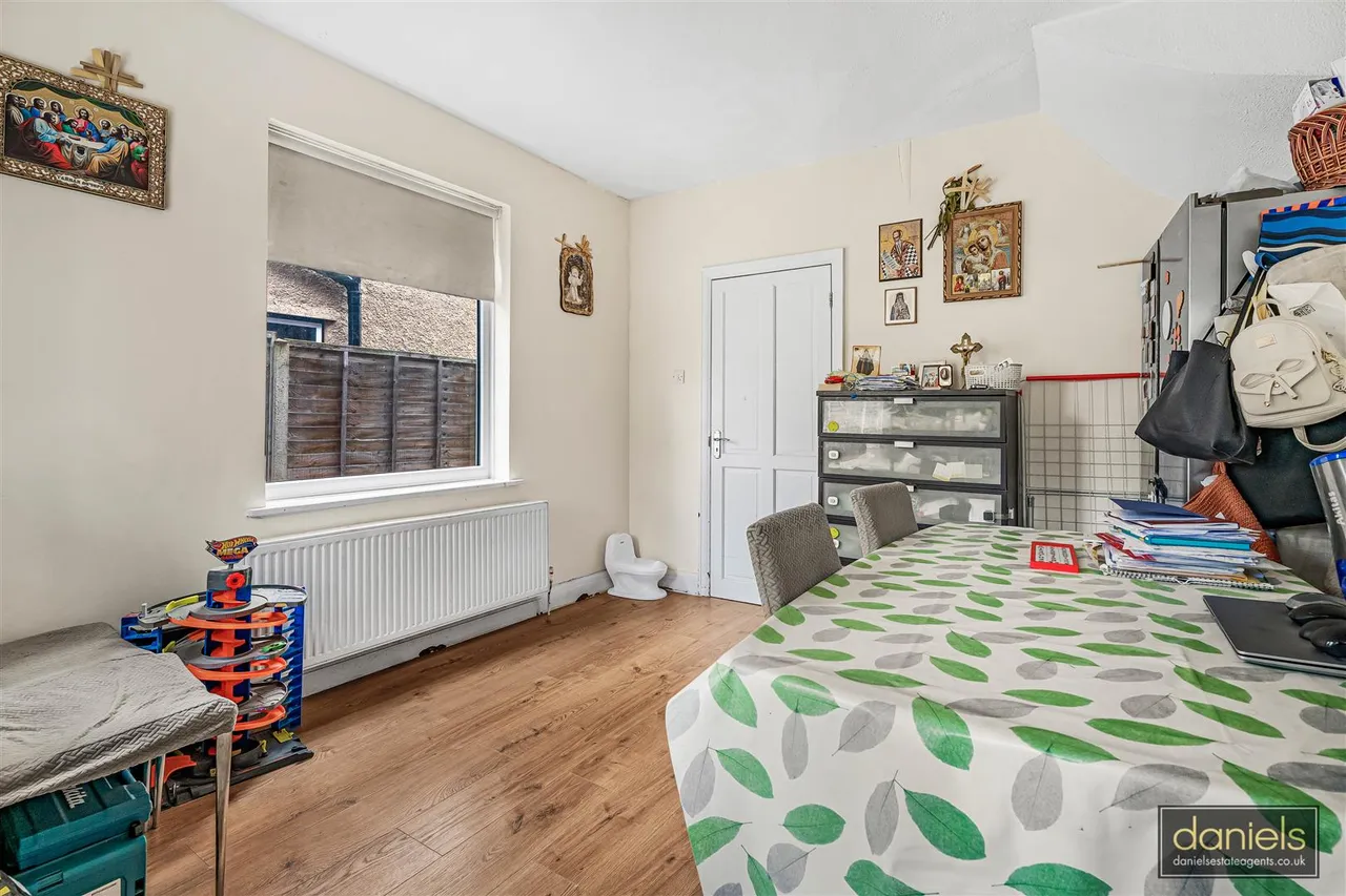Beaumont Avenue, Wembley, HA0, photo 6