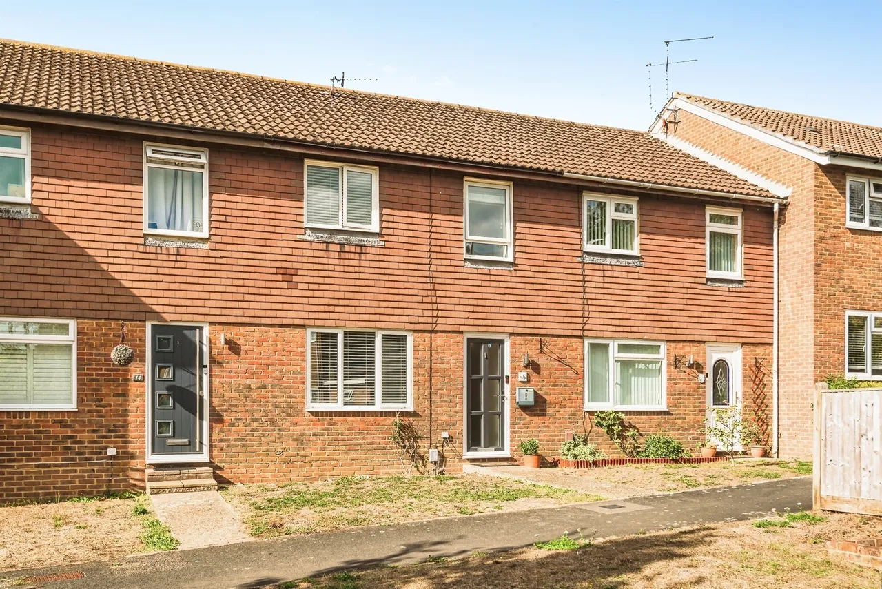 3 bed house for sale — Juniper Close, Portslade, Brighton