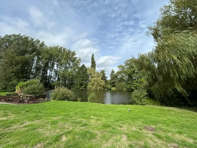 Lakesedge, Stone, ST15, photo 9