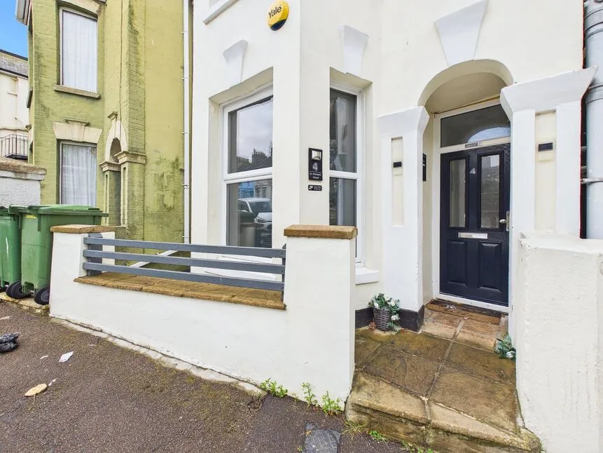 St. Michaels Street, Folkestone, CT20, photo 13
