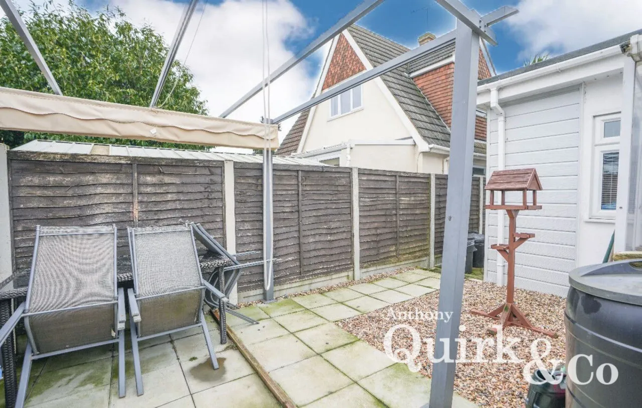 Dalen Avenue, Canvey Island, SS8, photo 13