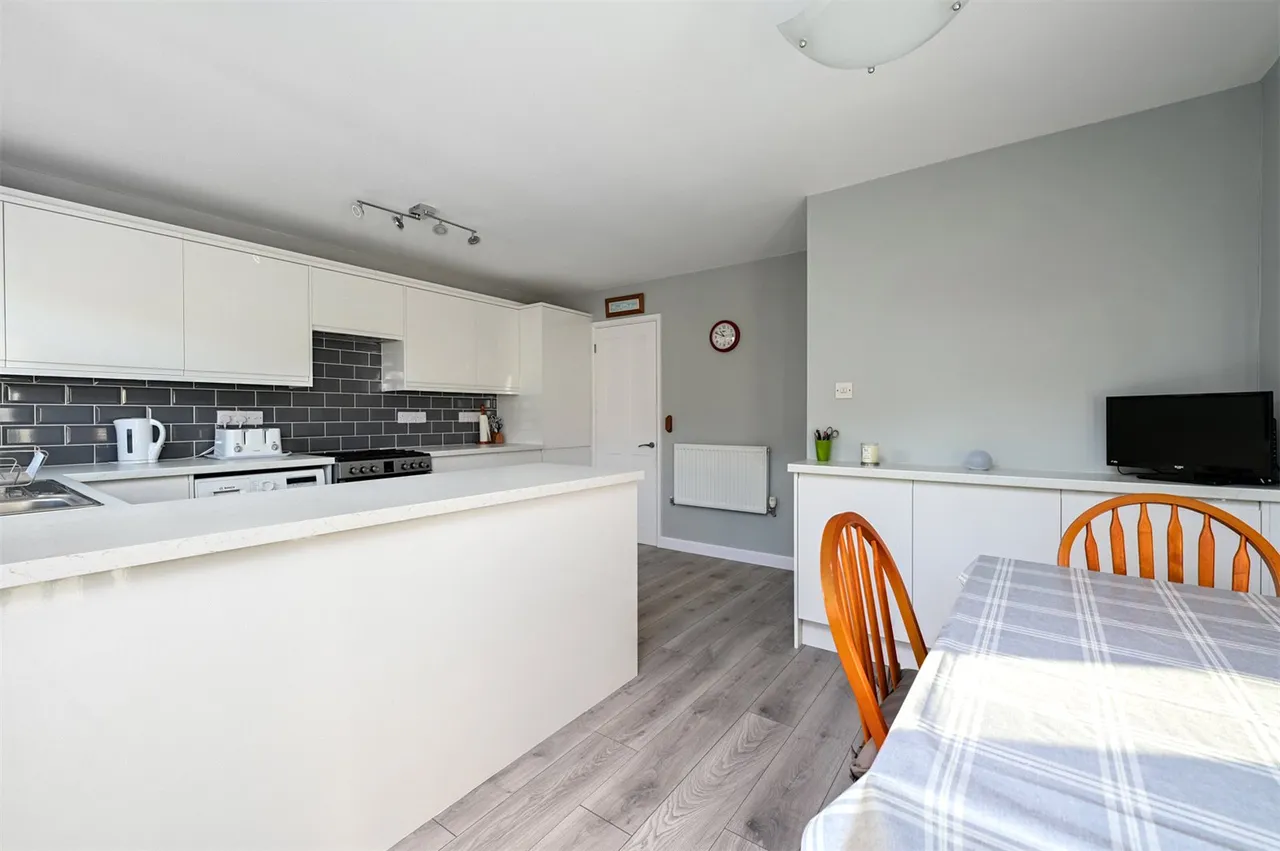 Greenleas Close, Yateley, GU46, photo 11