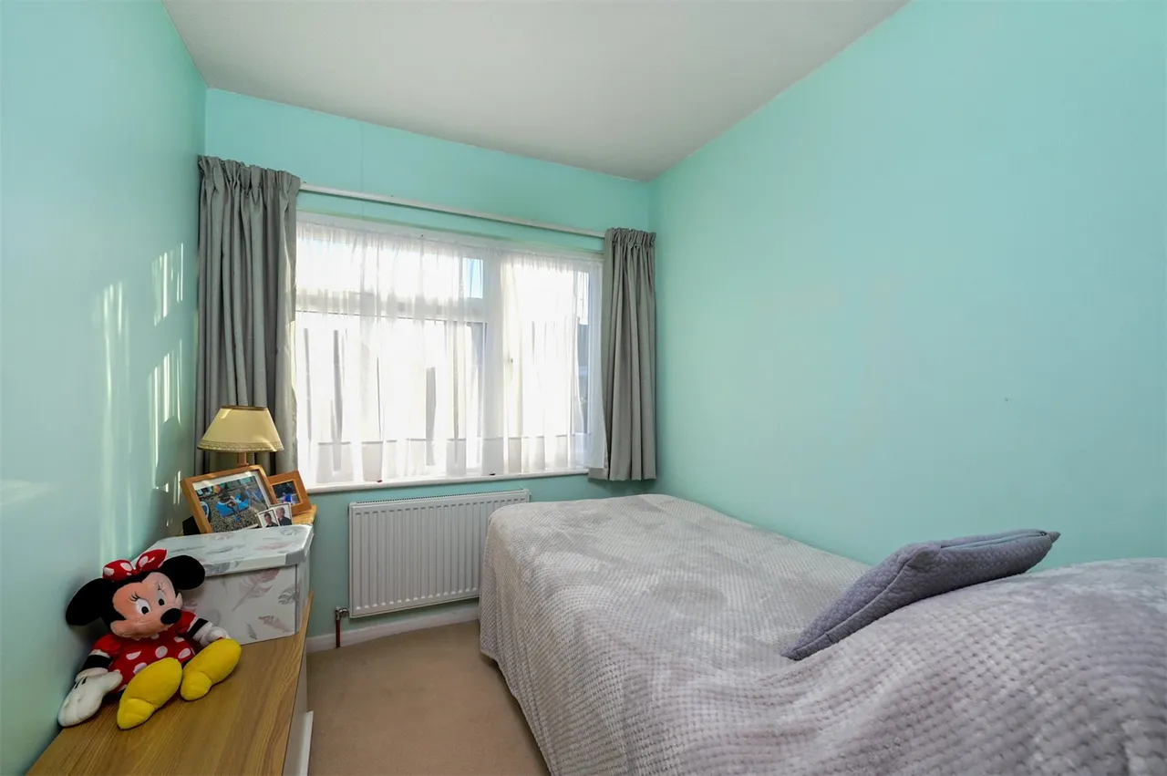Greenleas Close, Yateley, GU46, photo 10