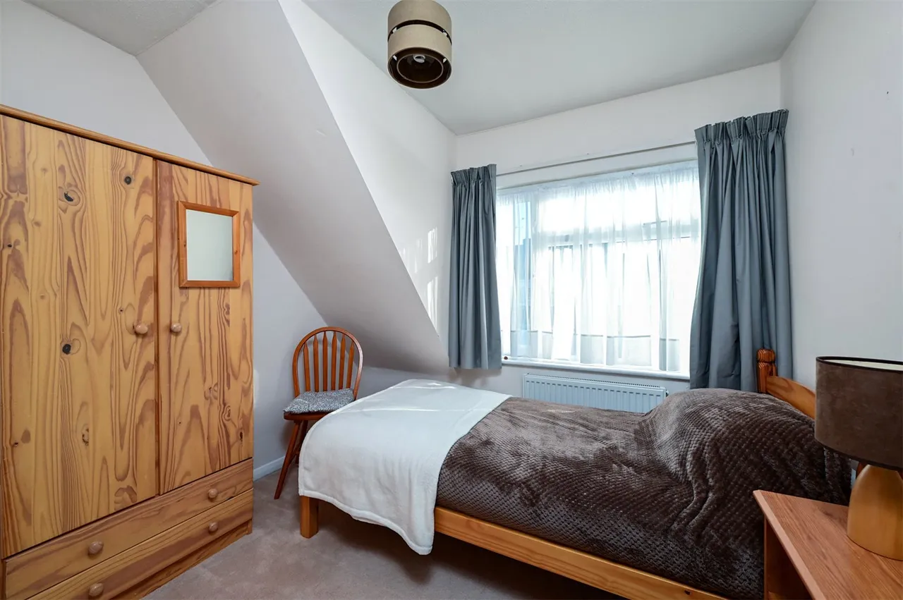 Greenleas Close, Yateley, GU46, photo 12