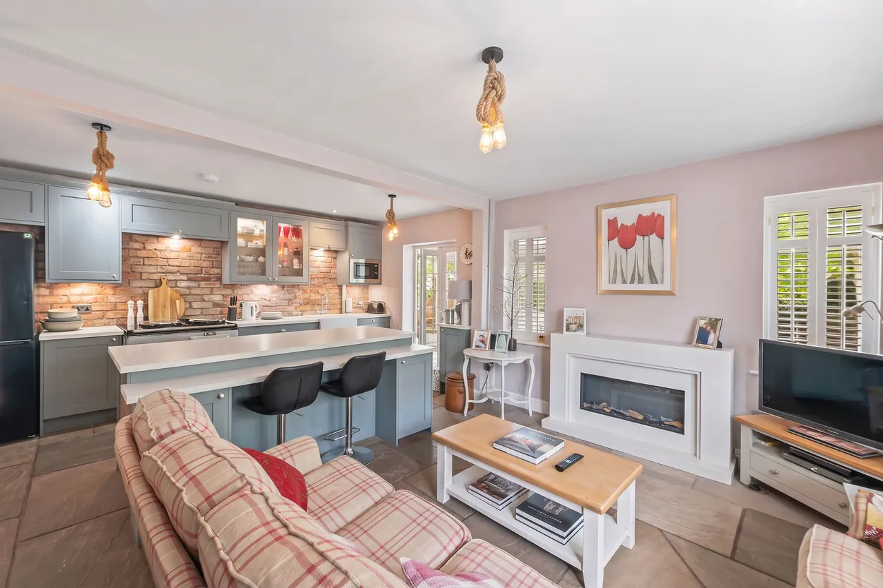 Helsby, Frodsham, photo 8