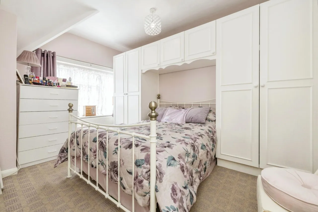Long Elmes, Harrow, HA3, photo 6