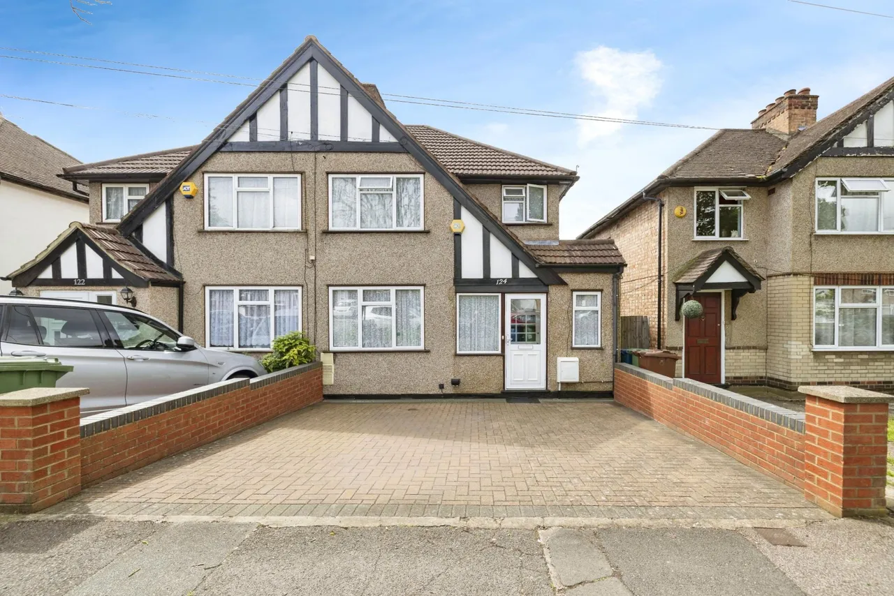 3 bed house for sale, Long Elmes, Harrow, HA3