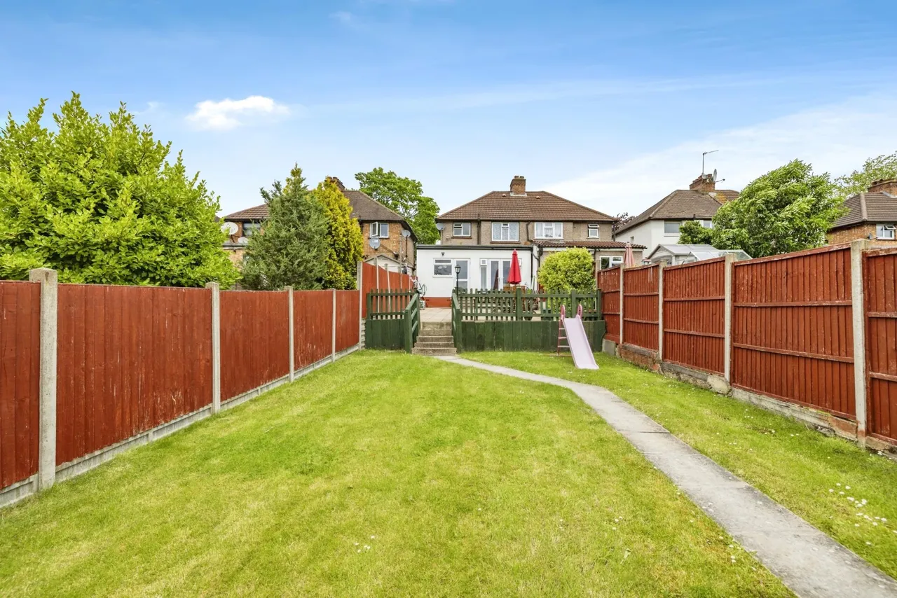 Long Elmes, Harrow, HA3, photo 11