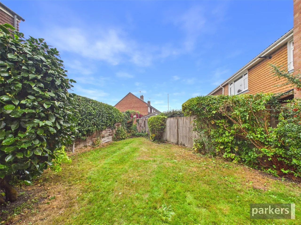 Cornfield Road, Woodley, RG5, photo 12
