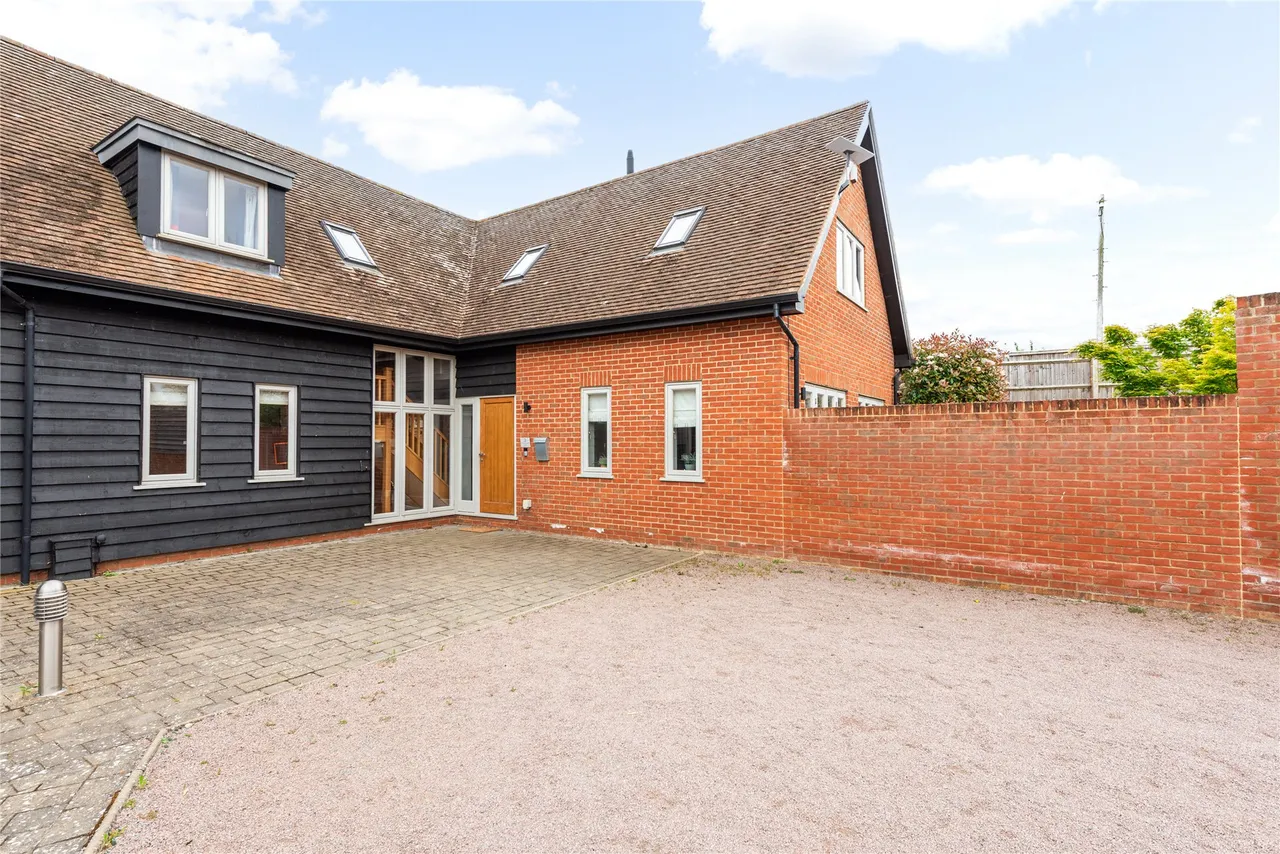 Bedford Road, Ickleford, SG5, photo 37