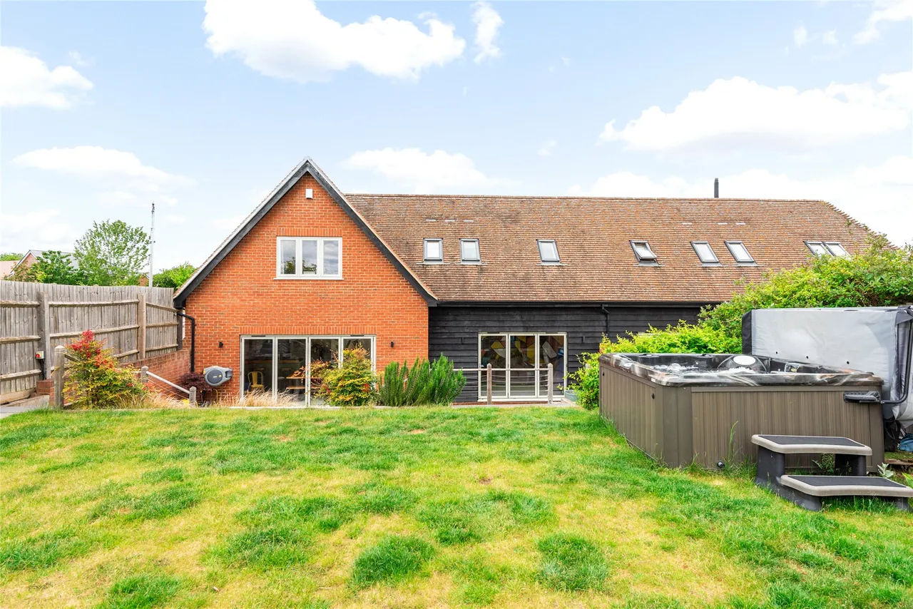 Bedford Road, Ickleford, SG5, photo 36