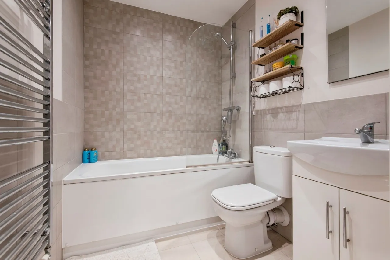 Swingate, Stevenage, Hertfordshire, SG1, photo 7