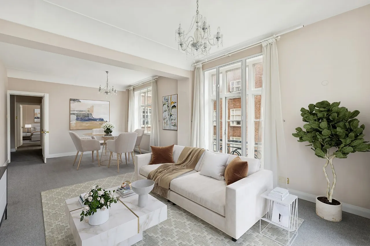 2 bed flat for sale, Hertford Street, London, W1J