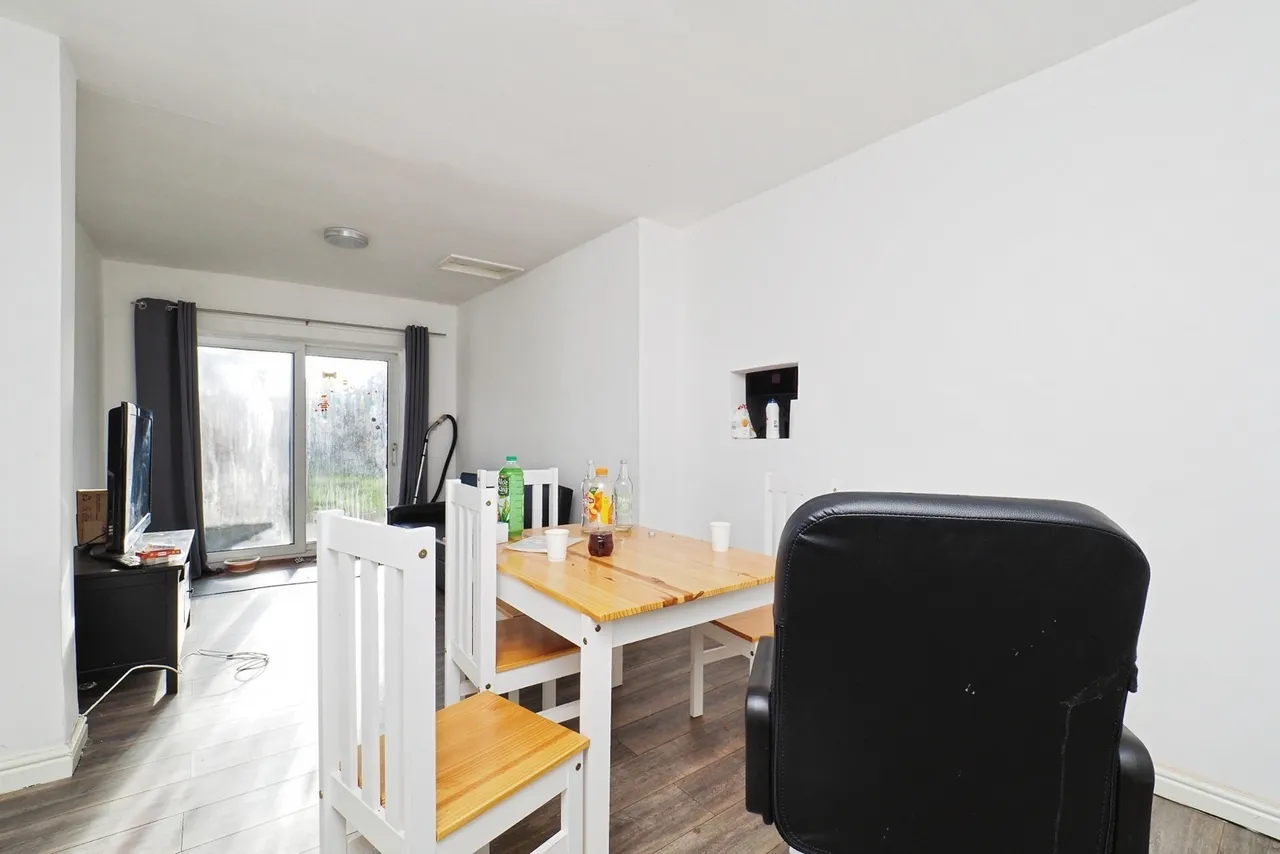 Marlborough Road, Beeston, Nottingham, Nottinghamshire, NG9, photo 3