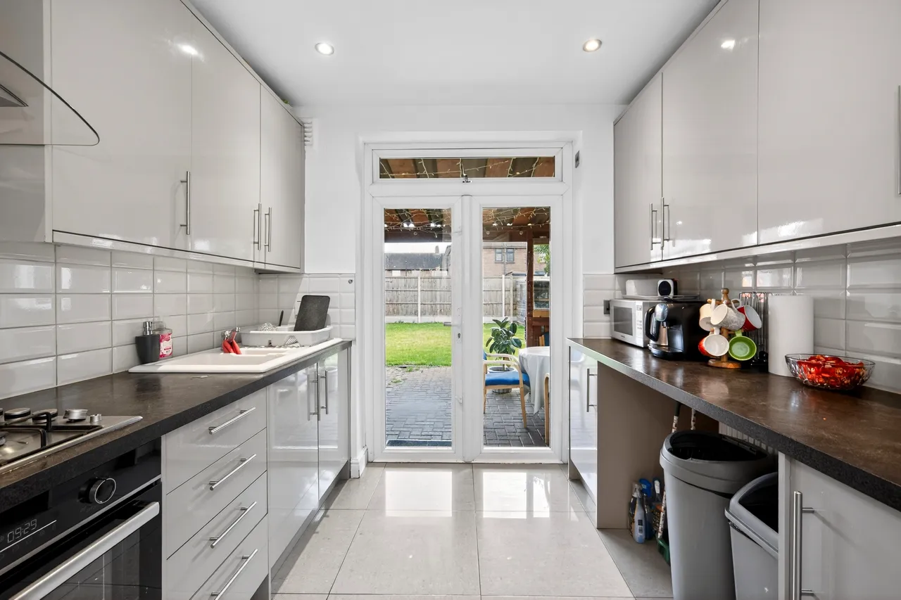 Sussex Road, London, E6, photo 5
