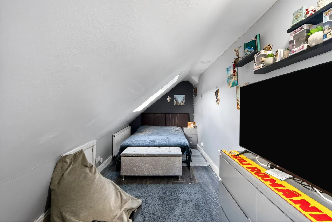 Sussex Road, London, E6, photo 21
